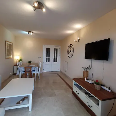 Apartment Beachfront In La Noria Iv Sabinillas, Manilva